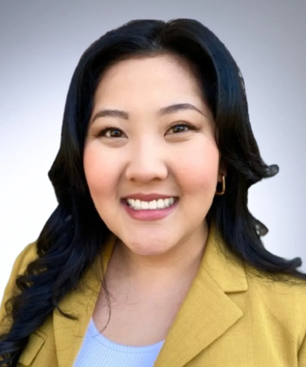 Dianna Moua | Financial Services Assistant | Amenity Wealth